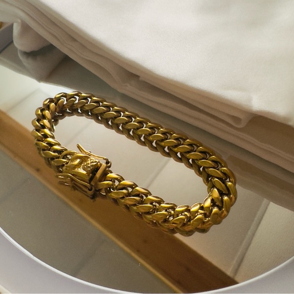 18k Plated Bracelet Cz - Picture 2 of 3